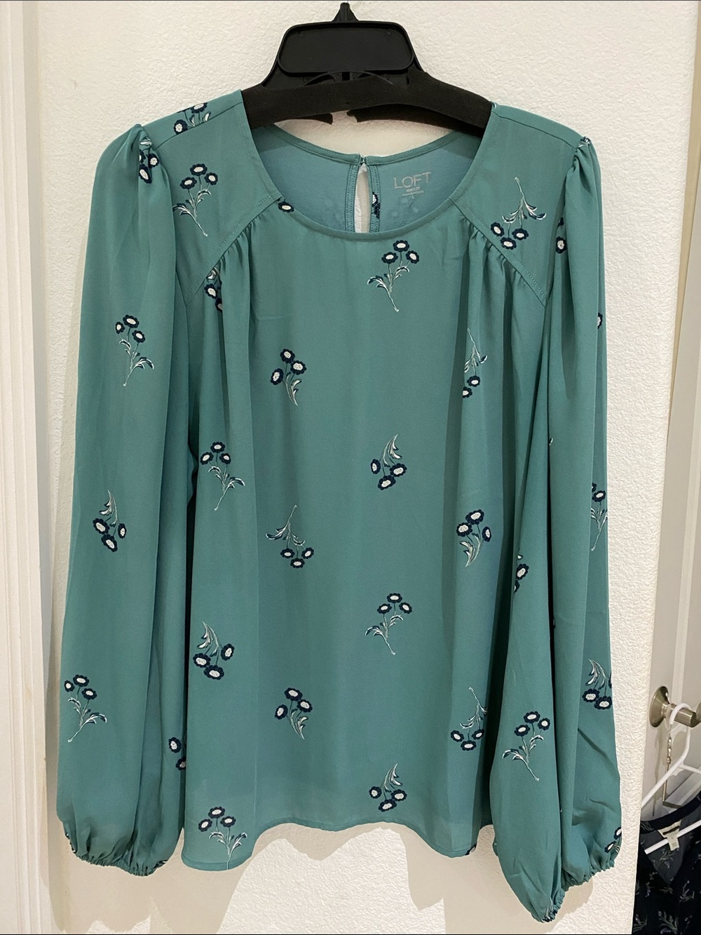 LOFT Outlet Mixed Media Floral Blouse Style 789512 - Size L - Like New